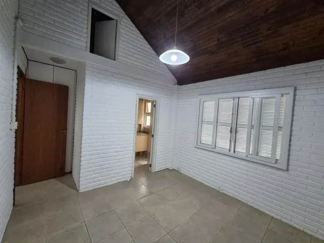 Imagem 4: Casa com área externa em Lagoa da Conceição, Florianópolis/SC