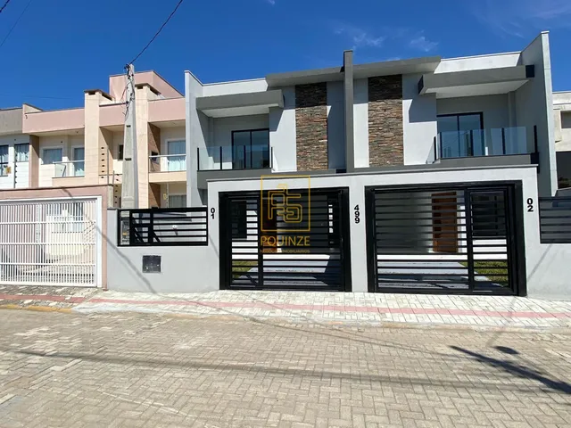 Imagem 7: Sobrado com piscina apenas 350 metros do mar em Piçarras