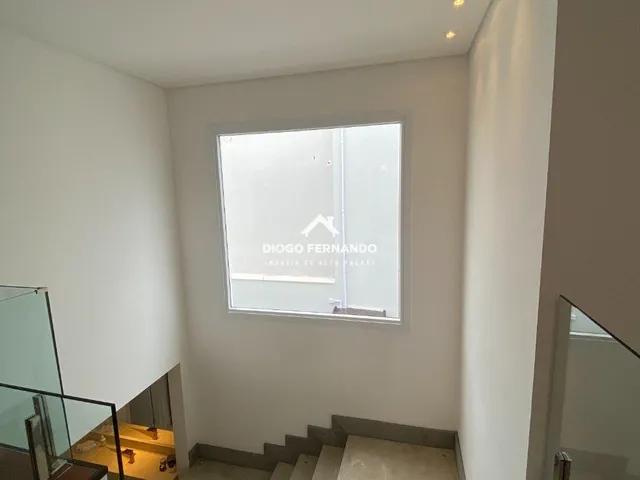 Imagem 2: Casa Alto Padrão no Condomínio Villa Itararé