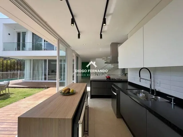 Imagem 7: Linda Casa Pronta para Morar em Condomínio fechado no bairro Cacupé