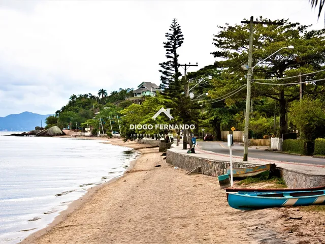 Imagem 12: Casa Alto Padrão Frente Mar em Condomínio no Cacupé