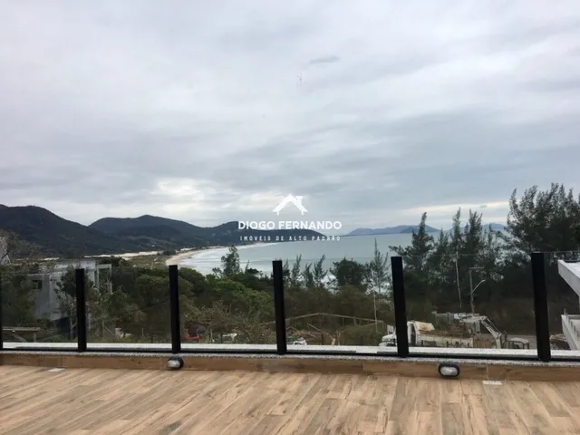 Imagem 2: Casa Alto Padrão em Condomínio de Luxo em Garopaba