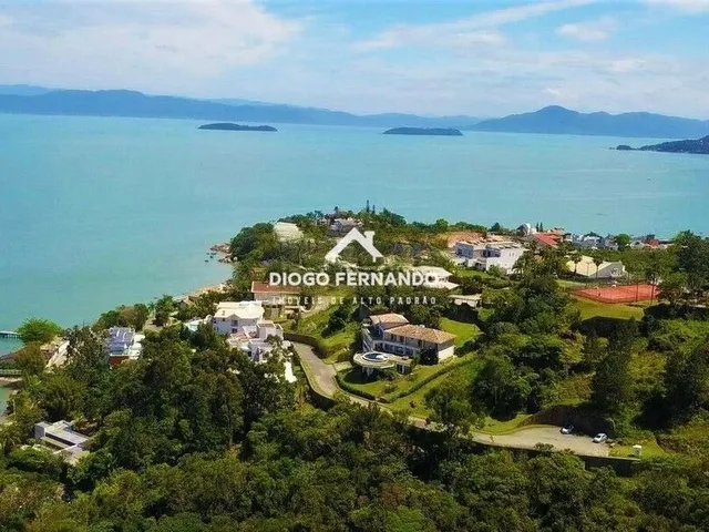 Imagem 12: Casa de Alto Padrão Frente Mar em Condomínio de Luxo - Cacupé/Florianópolis
