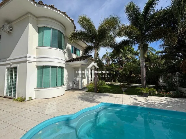 Imagem: Casa com piscina no Campeche