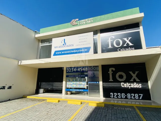 Imagem: A pousada possui 1 Banheiro, 1 Vaga na garagem, 85m² de