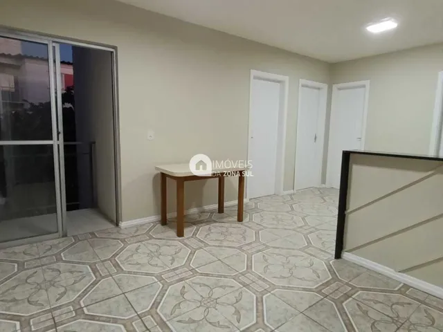 Imagem: Apartamento no bairro Restinga, em Porto