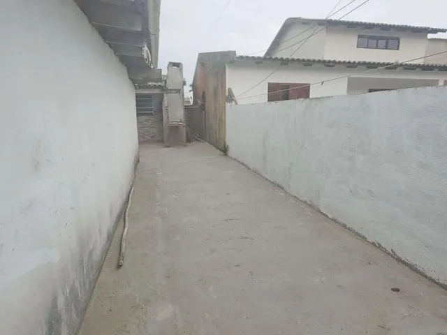 Imagem 2: Casa de Alvenaria com 6 Dormitorio(s) localizado(a) no bairro Parque dos Pinus em