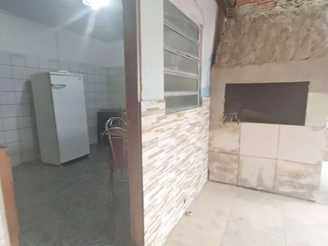 Imagem 6: Casa de Alvenaria com 6 Dormitorio(s) localizado(a) no bairro Parque dos Pinus em