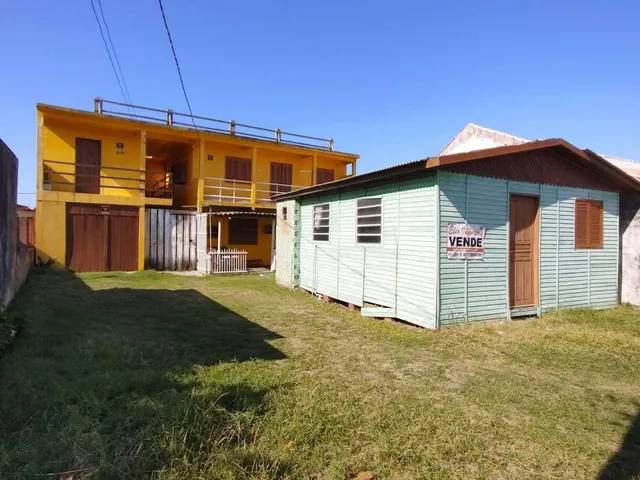 Imagem: Sobrado com 5 Dormitorio(s) localizado(a)