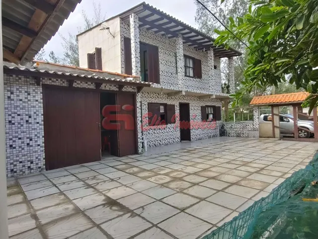 Imagem: Casa de Alvenaria com 2 Dormitorio(s) localizado(a)
