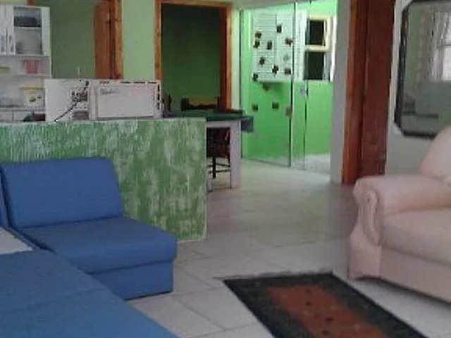 Imagem: Com 3 Dormitorio(s) localizado(a) no bairro