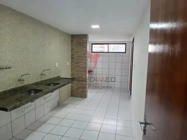 Imagem 16: Apartamento com 3 dormitórios + dependência, medindo 117 metros no bairro de