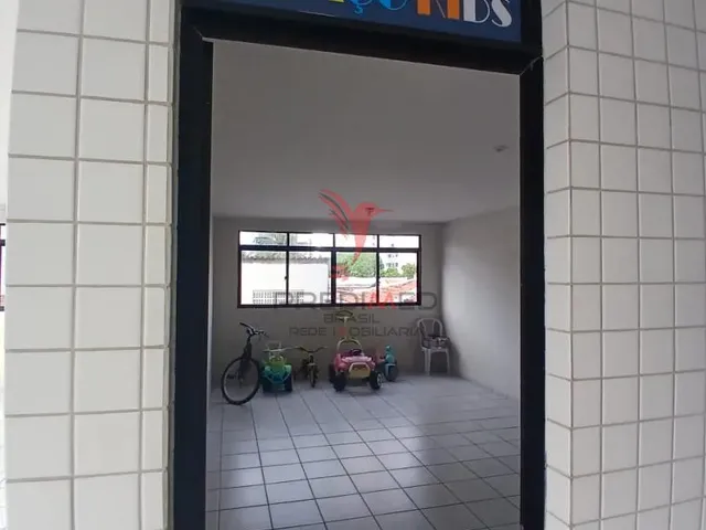 Imagem 5: Apartamento com 3 dormitórios + dependência, medindo 117 metros no bairro de