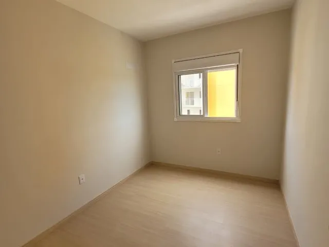 Imagem 2: Apto para locação em Camobi de 02 dormitórios Garagem no ed Vila di Siena!?
