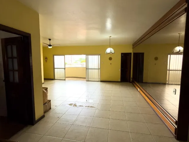 Imagem 15: Apartamento amplo de 220m² com 4 quartos e lazer completo no Edifício Palm Springs