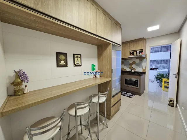 Imagem 2: Apartamento Mobiliado com Churrasqueira no Centro de Farroupilha - Venda