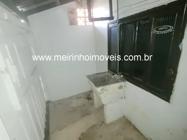 Imagem 4: Valor da locação: R$ 890,00 + IPTU R$ 55,00 aproximadamente + luz, água/esgoto e