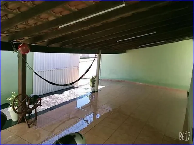 Imagem: Casa em terreno 300 m²