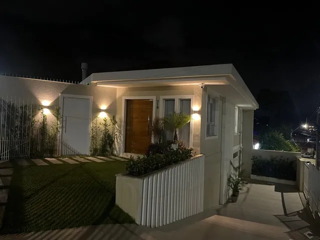 Imagem: Encante-se com esta linda casa no bom abrigo