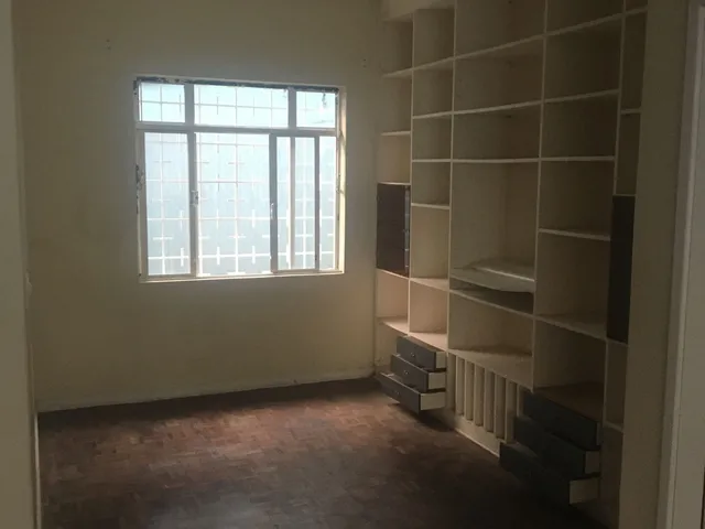 Imagem 6: Casa Padrão com Terreno no Guabirotuba