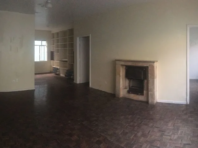 Imagem 4: Casa Padrão com Terreno no Guabirotuba