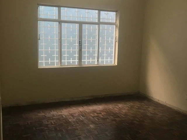 Imagem 10: Casa Padrão com Terreno no Guabirotuba