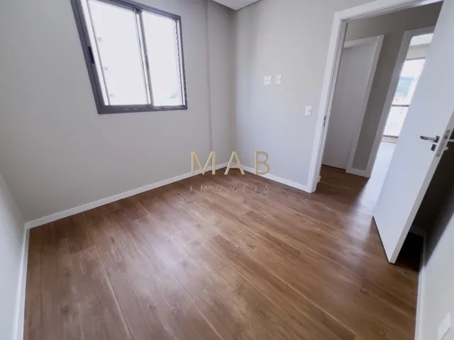Imagem 2: APARTAMENTO DE ALTO PADRÃO COM 4 DORMITÓRIOS NO EDIFÍCIO PORTO TAWNY NO CENTRO DE