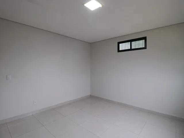 Imagem 9: Casa Padrão - Excelente Oportunidade
