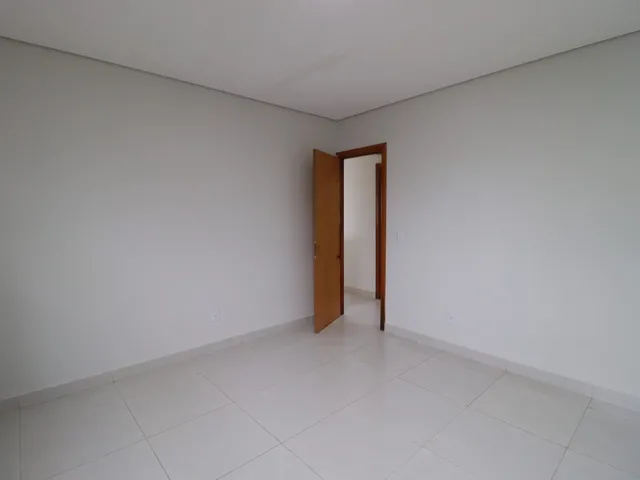 Imagem 11: Casa Padrão - Excelente Oportunidade