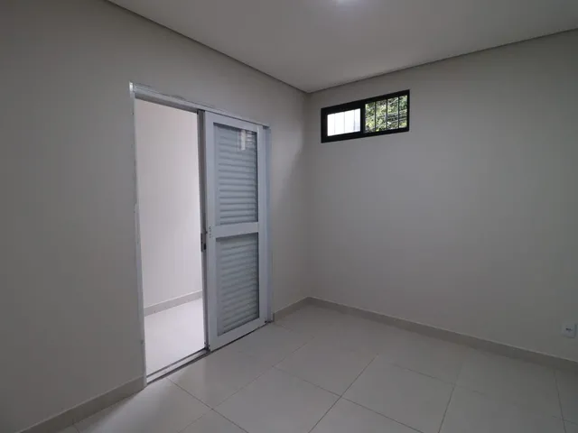 Imagem 7: Casa Padrão - Excelente Oportunidade