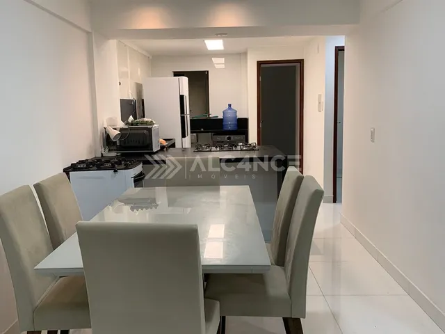 Imagem: O apartamento possui 3 Dormitórios, 1 Suíte, 2 Banheiros,