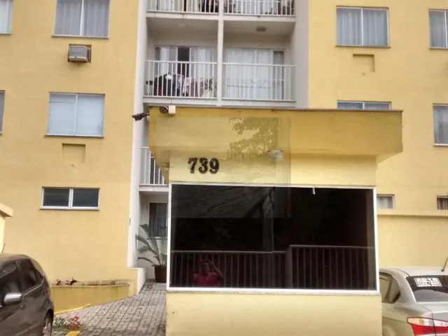 Imagem: O apartamento possui 2 Dormitórios, 1 Banheiro, 1 Vaga na