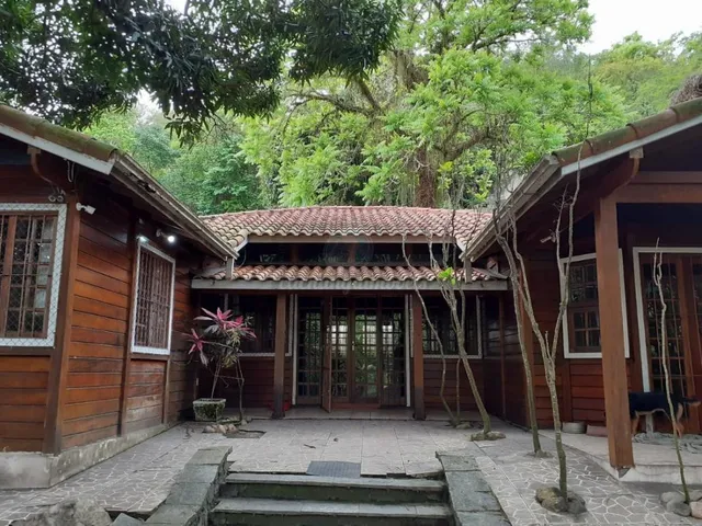 Imagem 5: Residencial/comercial com galpão