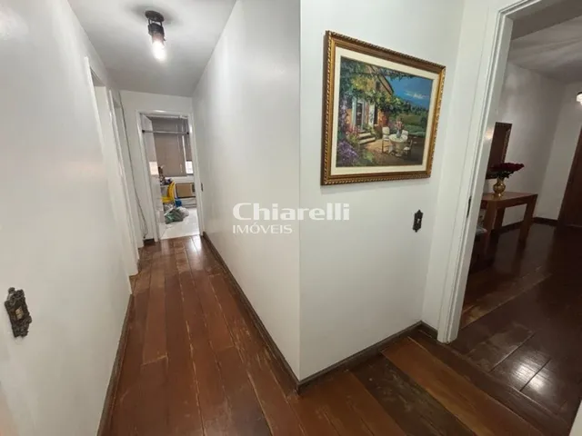 Imagem 3: Oportunidade Imperdível: Apartamento no Ingá, Niterói-RJ! 4 Quartos, 1 Suite, 2 Vagas