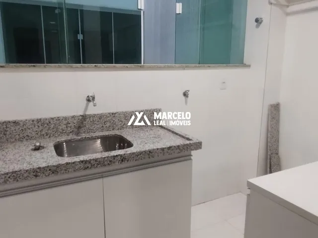 Imagem 3: Vendo apartamento térreo com 3 quartos sendo 1 suíte, varanda separada da sala