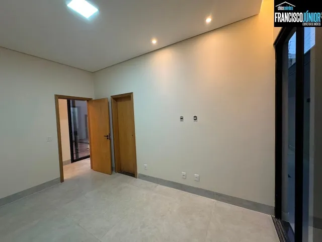 Imagem 10: CASA NO SETOR COIMBRA ALTO PADRÃO