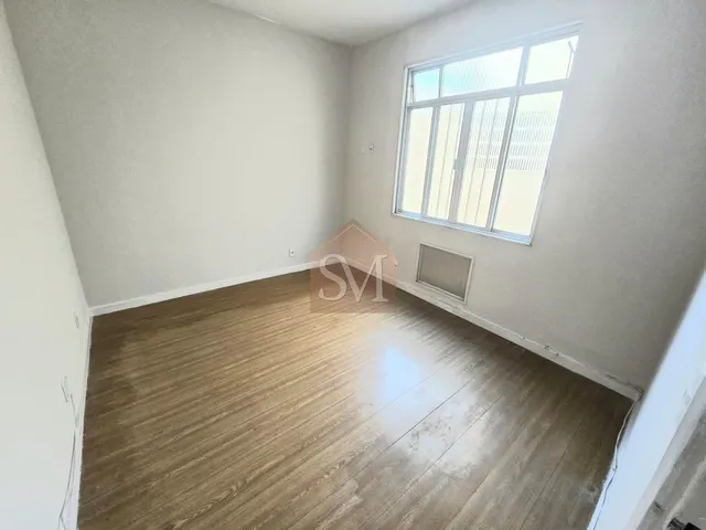 Imagem 4: Vila Valqueire: Apartamento à Venda com 115m², 3 Quartos, 1 Suíte e 2 Vagas de