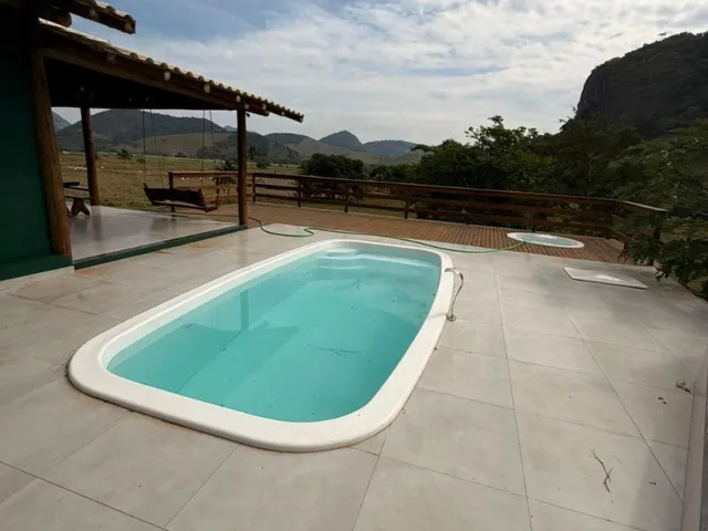 Imagem 2: Chácara de Luxo em Amarelos - 2 Quartos, 1 Suíte, Área de Lazer Completa em