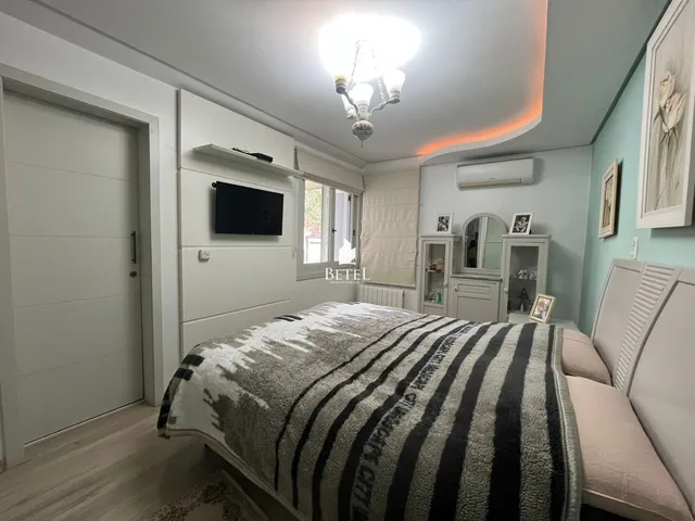 Imagem 2: Casa À Venda no Bairro Cinqüentenário - Caxias do Sul/Rs