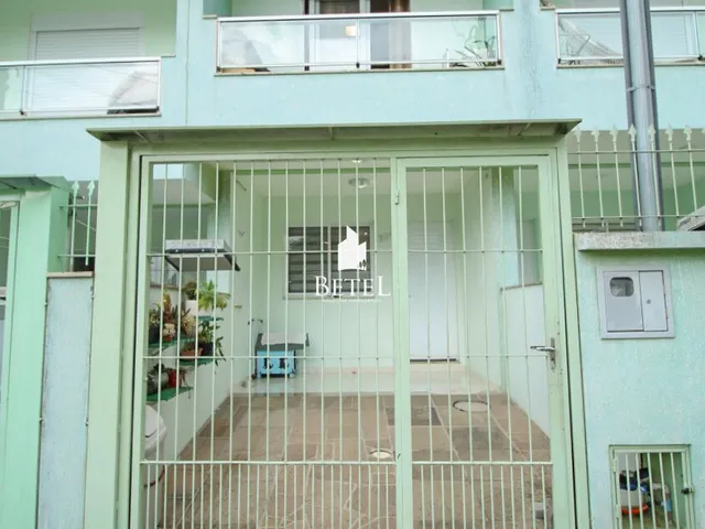 Imagem: Sobrado à venda no bairro Desvio Rizzo