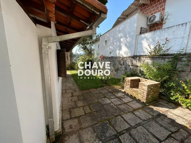 Imagem 8: Casa em Teresópolis: Conforto e Lazer Completo