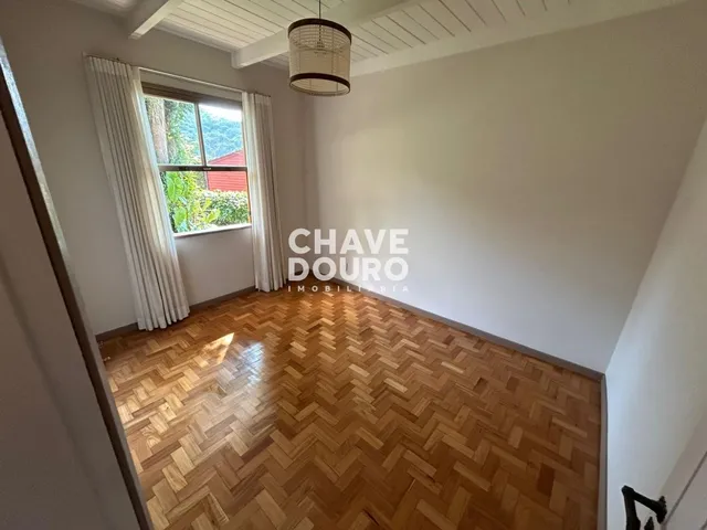 Imagem 13: Casa em Teresópolis: Conforto e Lazer Completo
