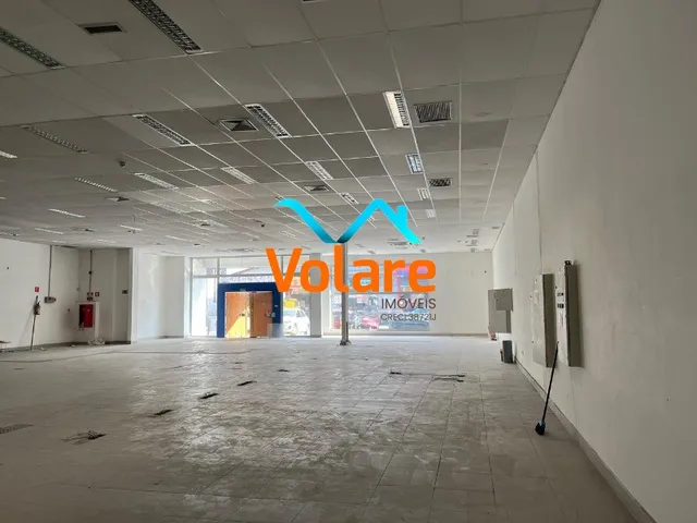 Imagem 15: Salão Comercial para Locação em Osasco-SP, Bairro Pestana: 4 Salas, 5 Banheiros