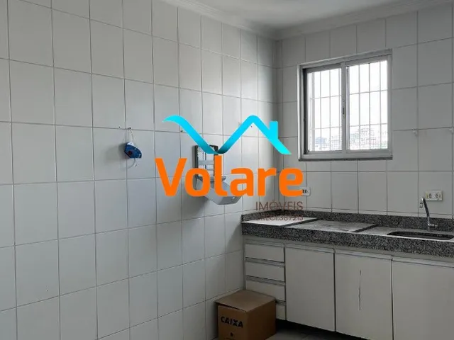 Imagem 4: Salão Comercial para Locação em Osasco-SP, Bairro Pestana: 4 Salas, 5 Banheiros