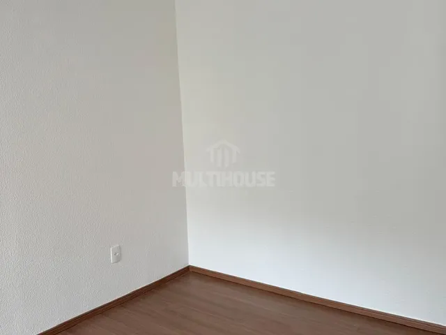 Imagem 8: Lindo apartamento com 2 quartos, armários planejados e garagem coberta