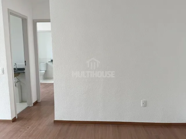 Imagem 9: Lindo apartamento com 2 quartos, armários planejados e garagem coberta