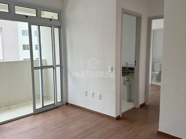Imagem 10: Lindo apartamento com 2 quartos, armários planejados e garagem coberta