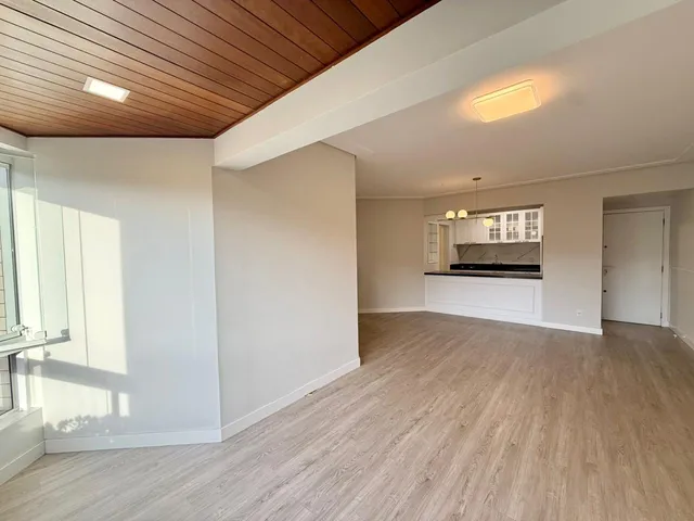 Imagem 3: Apartamento à venda no bairro América em Joinville-SC com 3 quartos, 2 suítes e
