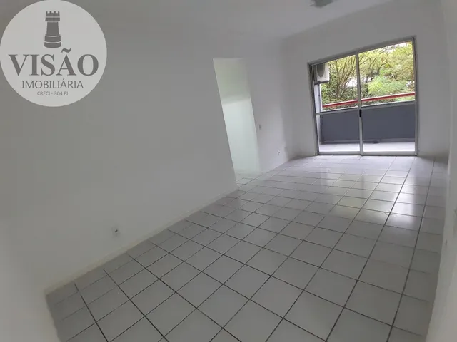 Imagem: O apartamento possui 3 Dormitórios, 1 Suíte, 3 Banheiros,