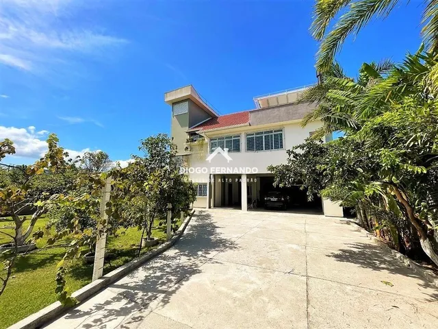 Imagem: Ampla Casa de Alto Padrão no Campeche